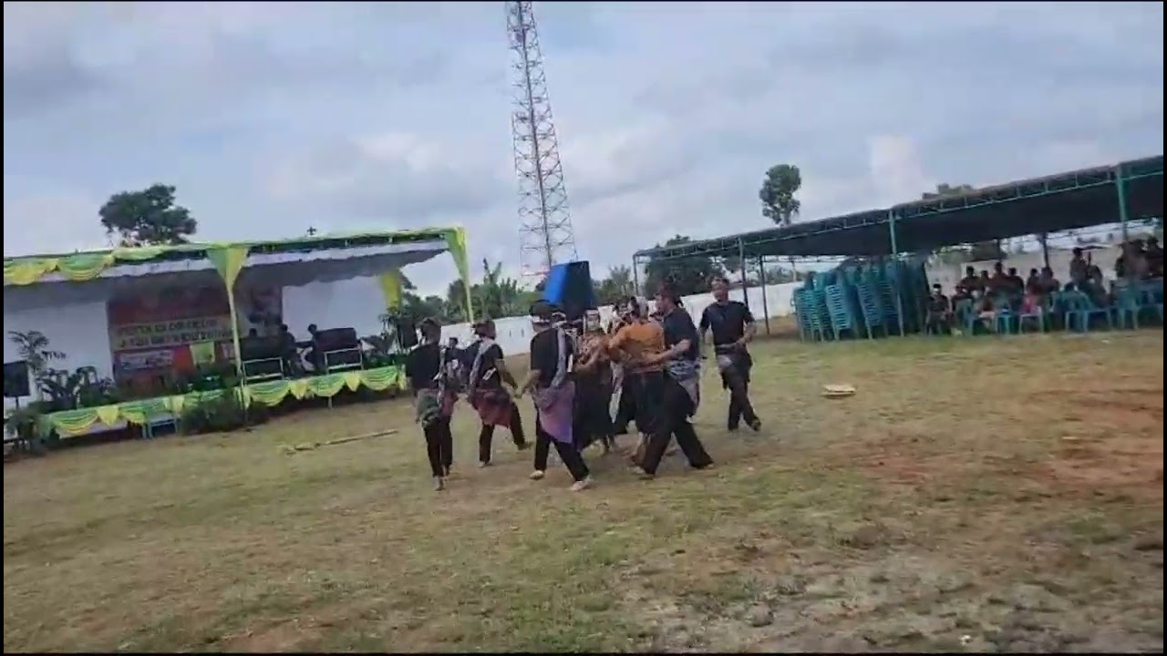 lomba tari tor-tor haroan bolon(bindu matoguh) GKPS distrik XII dibawa tim penari resort Raya Huluan