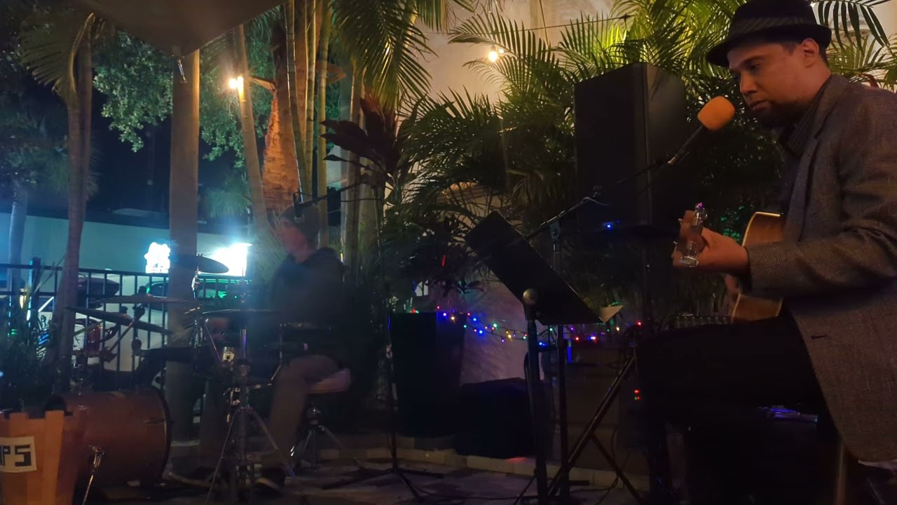 Vivid Blur - Open Mic Night