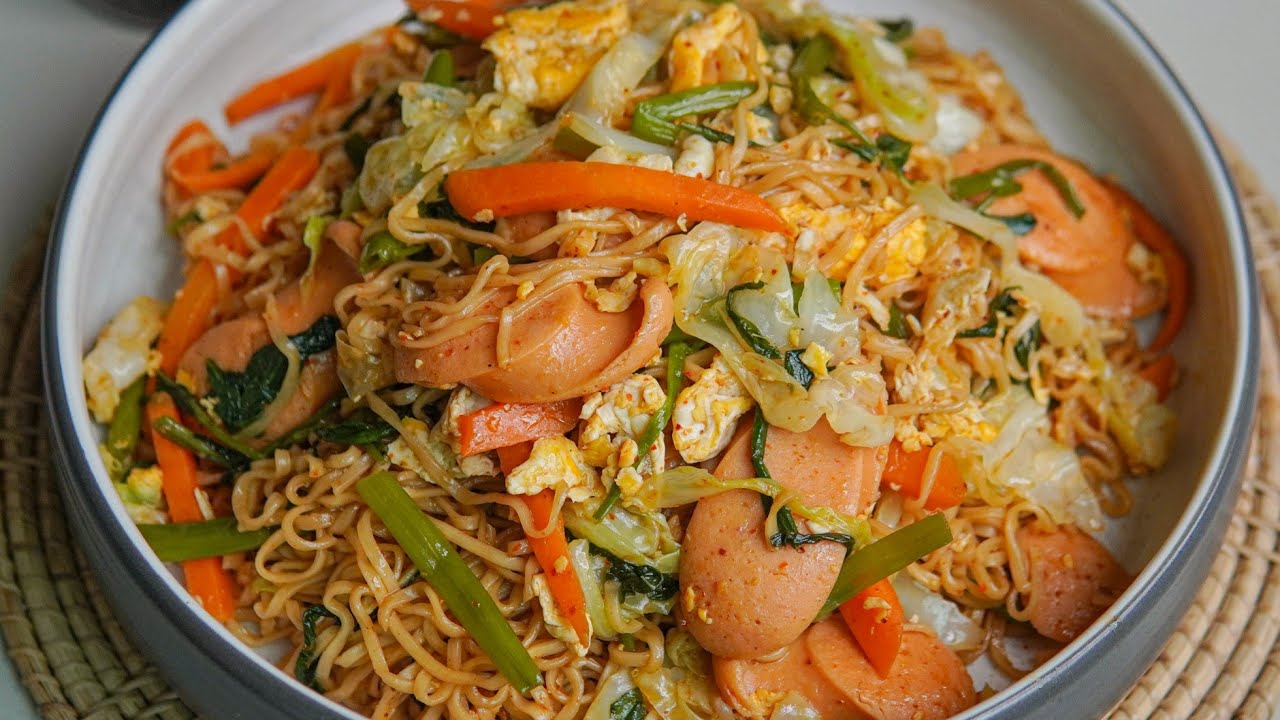 မာမားခေါက်ဆွဲ အလွယ်ကြော်နည်း...👩🏻‍🍳😋🍝