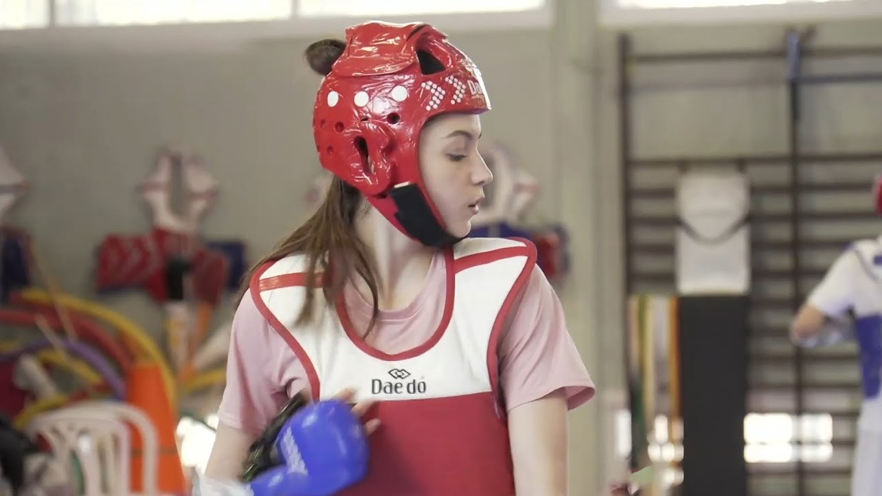 רק בת 21: אבישג סמברג לא עוצרת בדרך לפסגה האולימפית