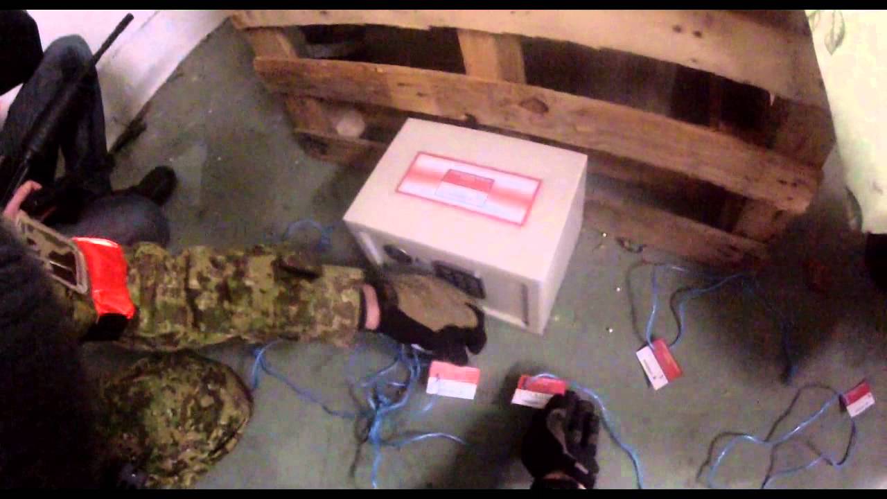 Airsoft Game. CQB. 