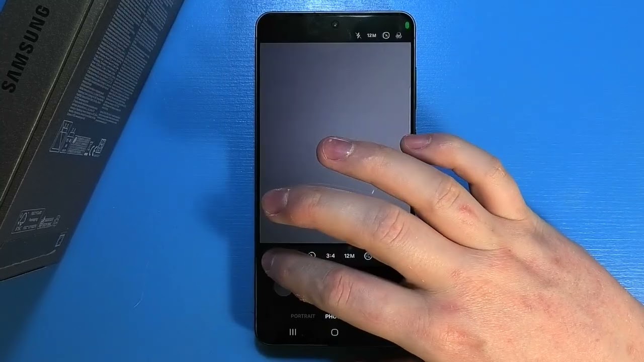 Samsung Galaxy S26: How to Enable/Disable Camera Auto Lens Switching
