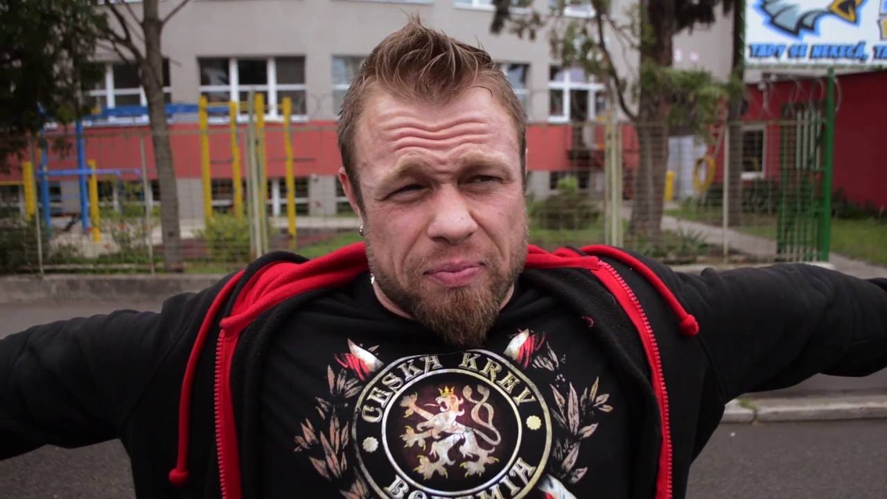 GRZNÁR, BERAN - ZÁDA EAGLE OLD SCHOOL