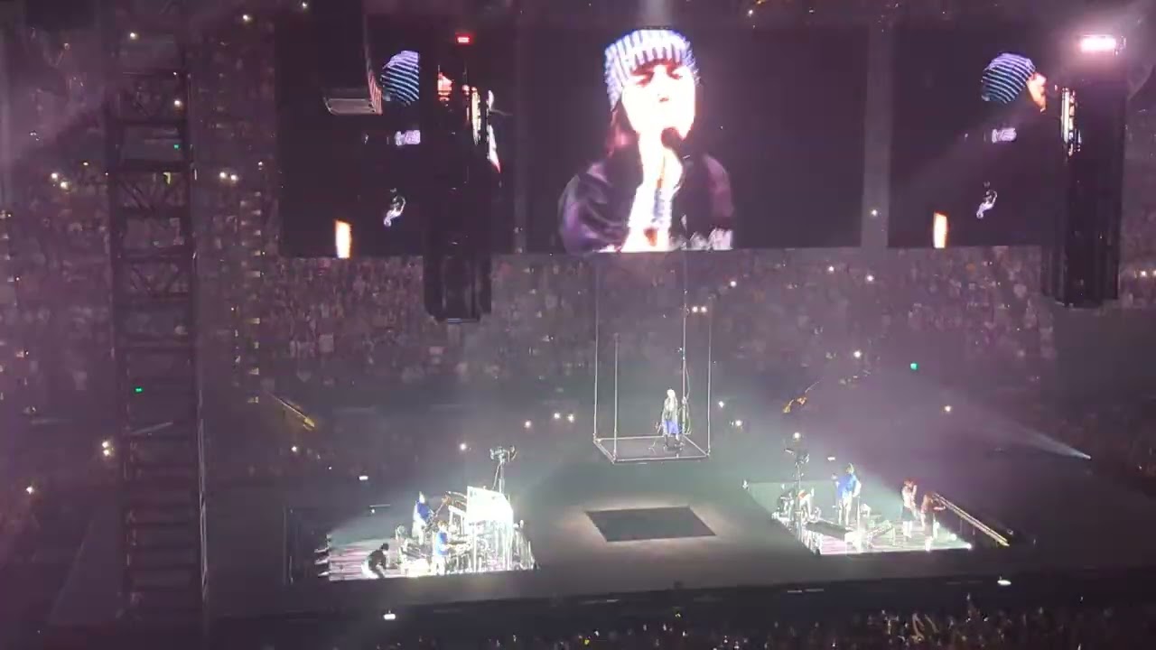 Billie Eilish - THE GREATEST (Live 2025 Melbourne)