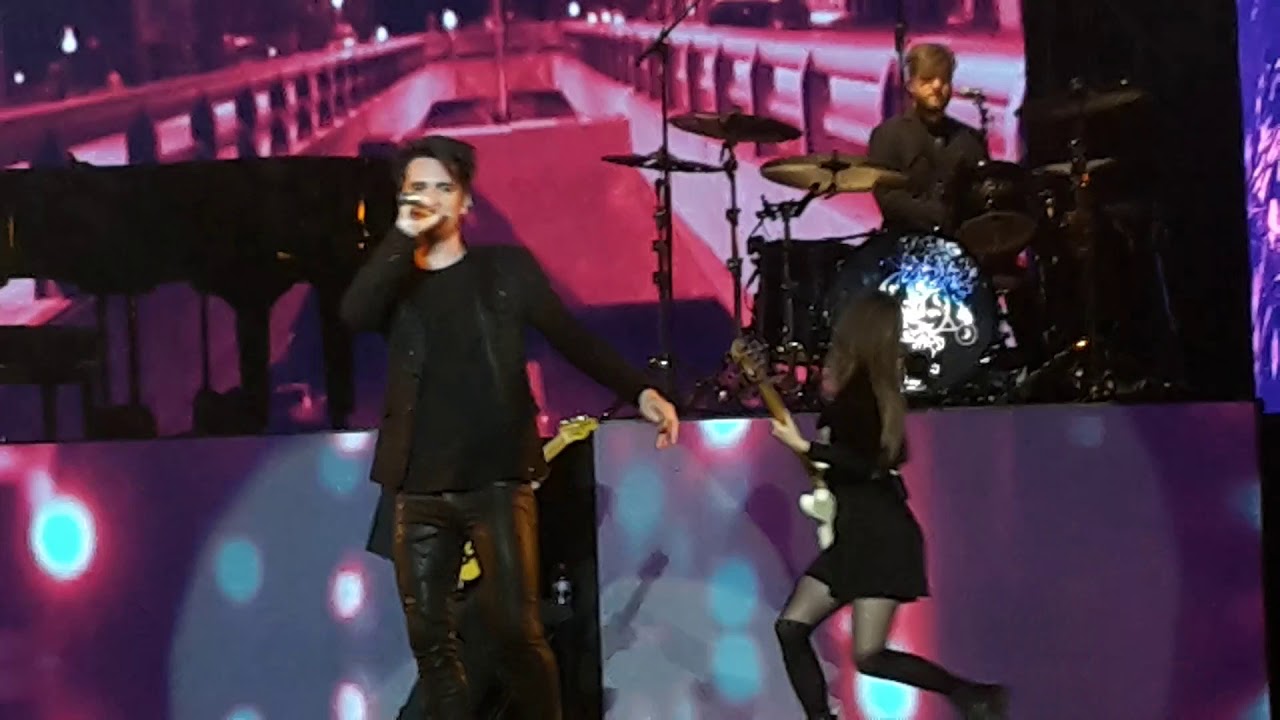 'L.A. Devotee' - Panic! At the Disco LIVE | Auckland New Zealand, 2018