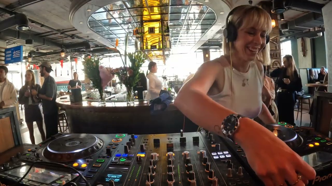 Kawowy Melanż DJ set SugarMama 29 03 26 Food Hall Elektrownia Powiśle