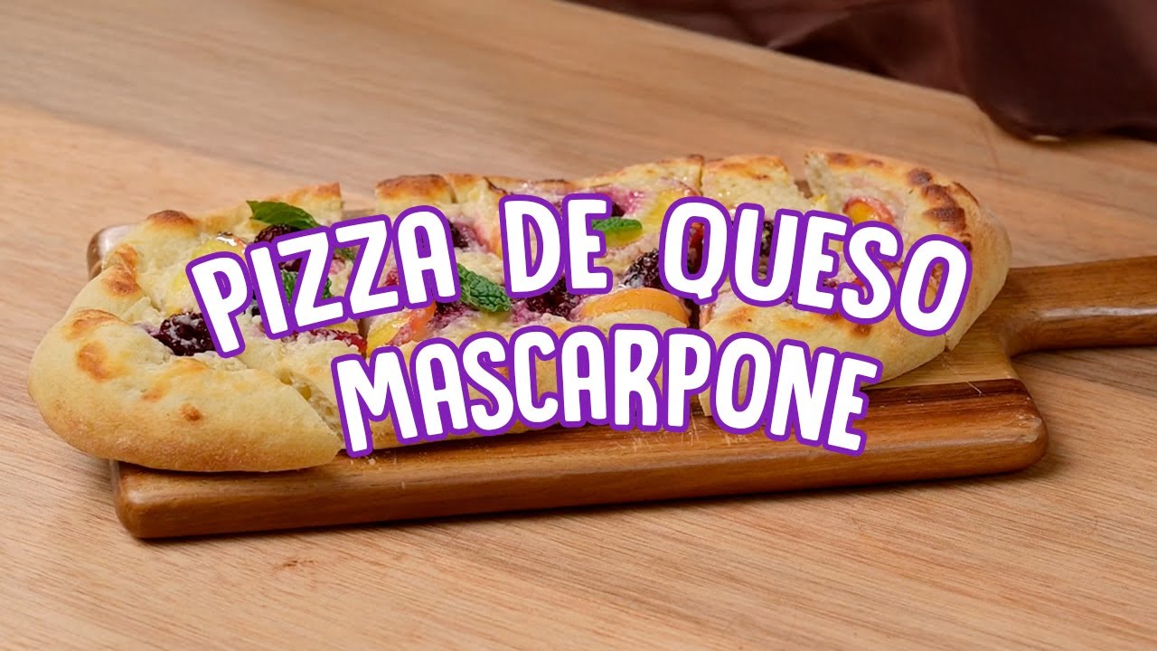 Pizza dulce de queso mascarpone y zarzamora | Haz pizza casera con Tradipan