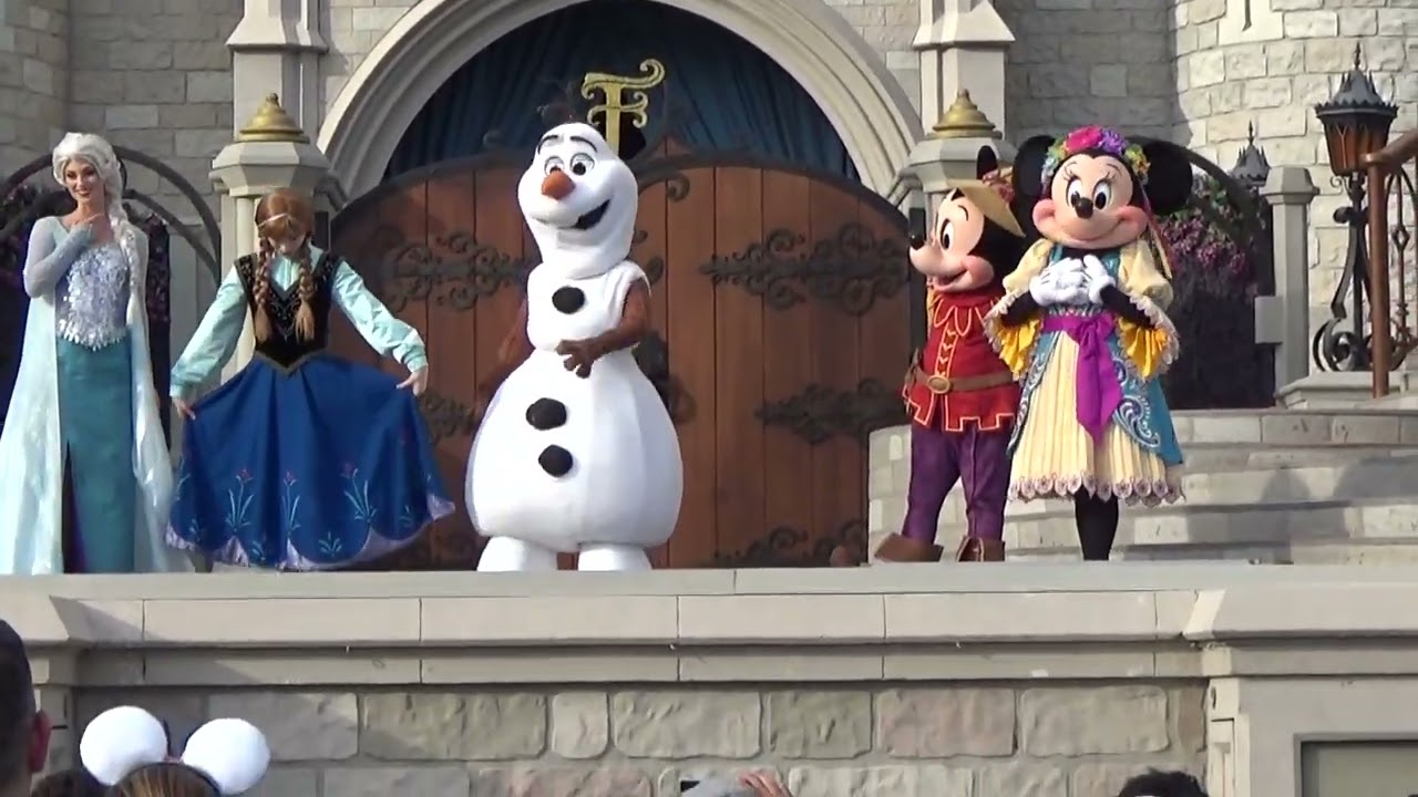 2020.02.12 Mickey's Royal Friendship Faire Show at Magic Kingdom