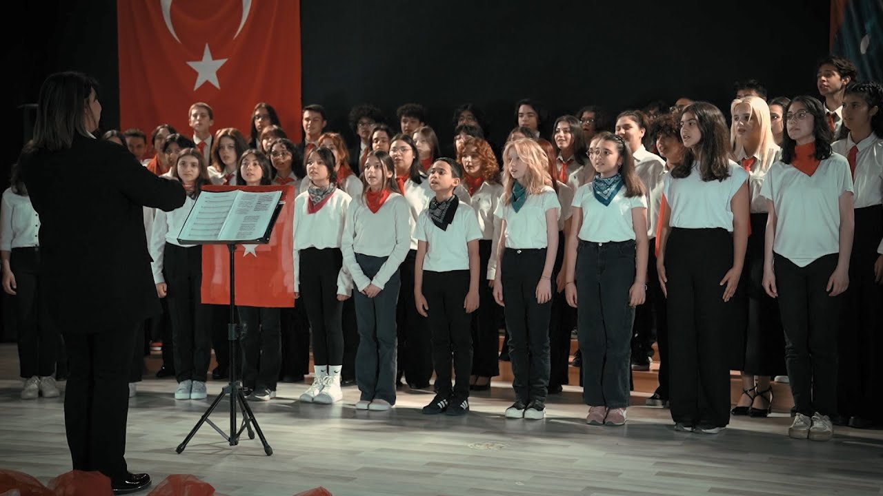 “Gelecek Bizi Bekler” Adlı 23 Nisan Marşı, Ülkemiz Çocuklarına Armağan Olsun!