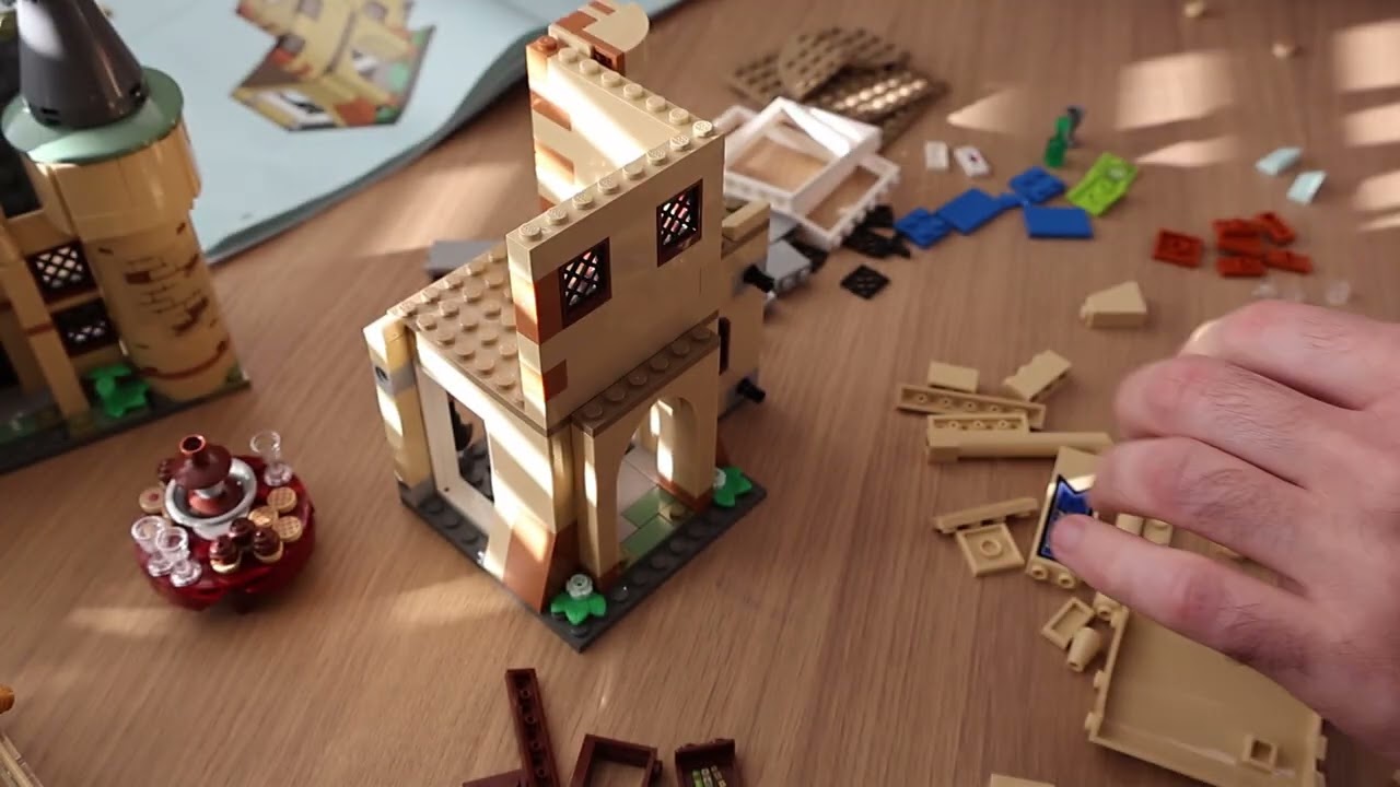 Building LEGO Harry Potter 75969 Hogwarts Astronomy Tower Part V