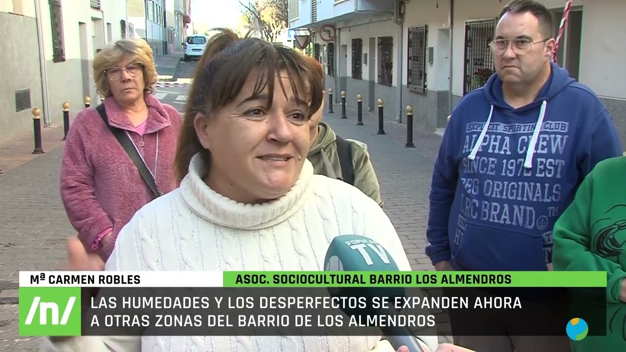 24/01/2025  Las grietas en las casas del barrio de Los Almendros en La Alberca, se extienden