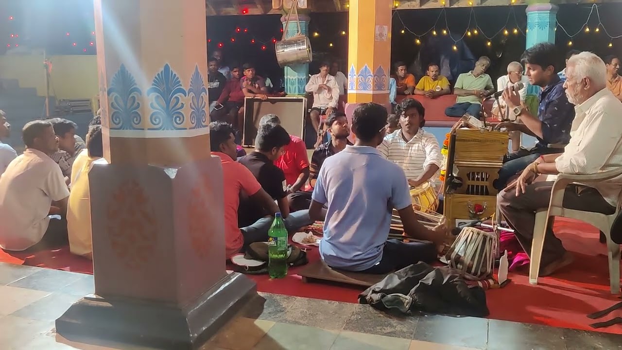 प्रेक्षकांच्या फरमाईशसाठी सादर केलेली गवळण खो खो खेळती सवंगडी बुवा ऋषिकेश गावडे