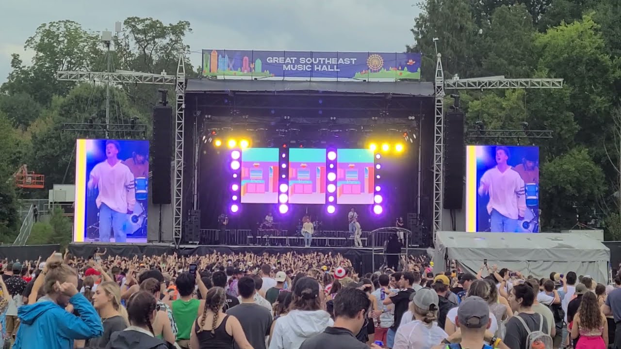 Surfaces- Sunday Best (Live from Music Midtown)
