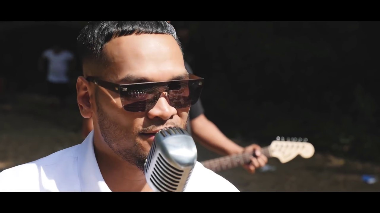 Badassvon - Vil Vinh Mok Oun វិលវិញមកអូន Ft. Vin Vitou (Official MV)
