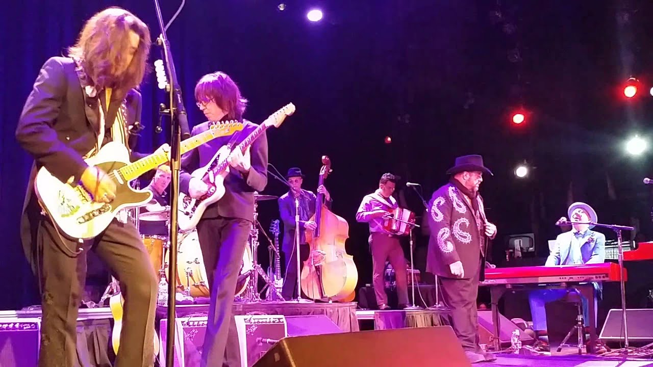 The Mavericks, 