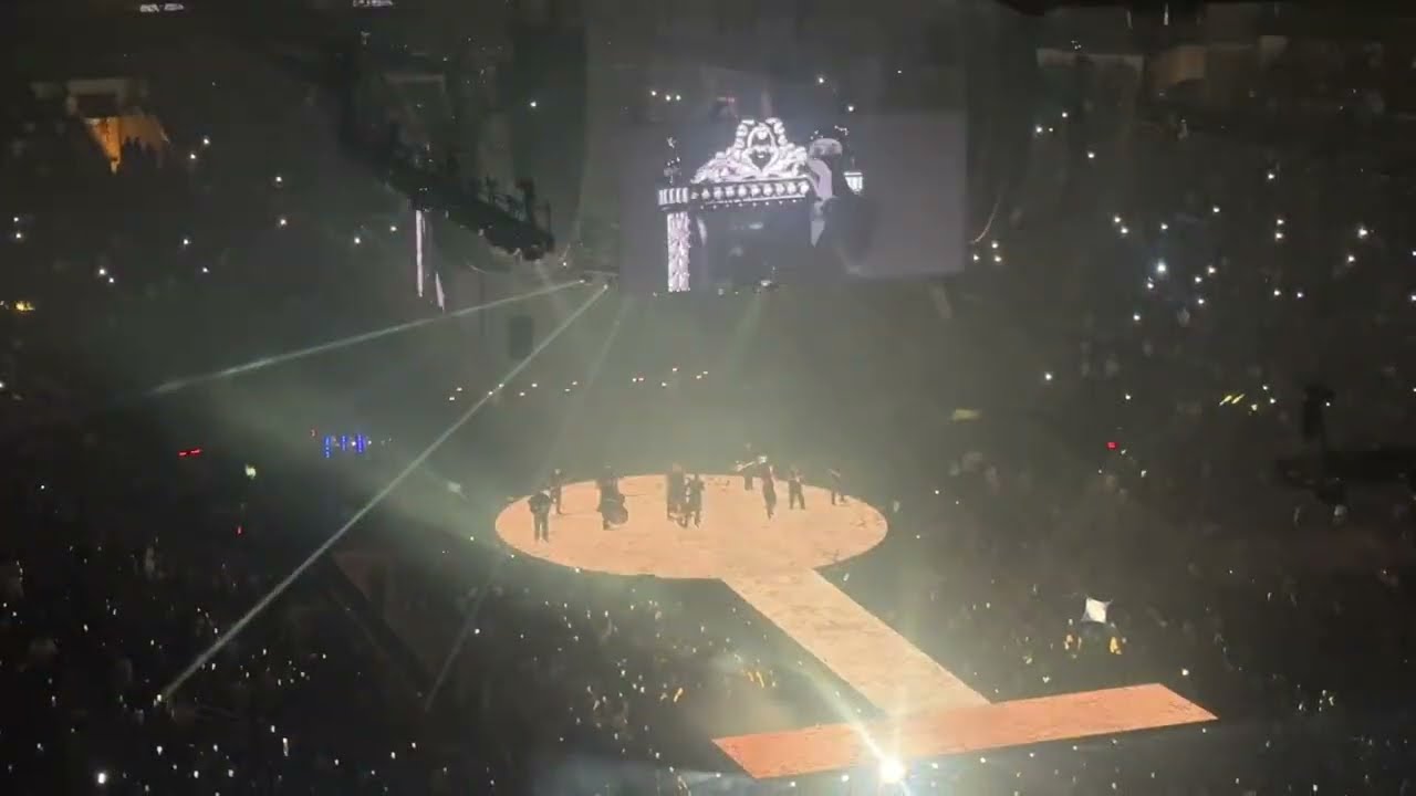 Peso Pluma #ExodoTour2024 @ Toyota Center Houston Tx  7 26 24