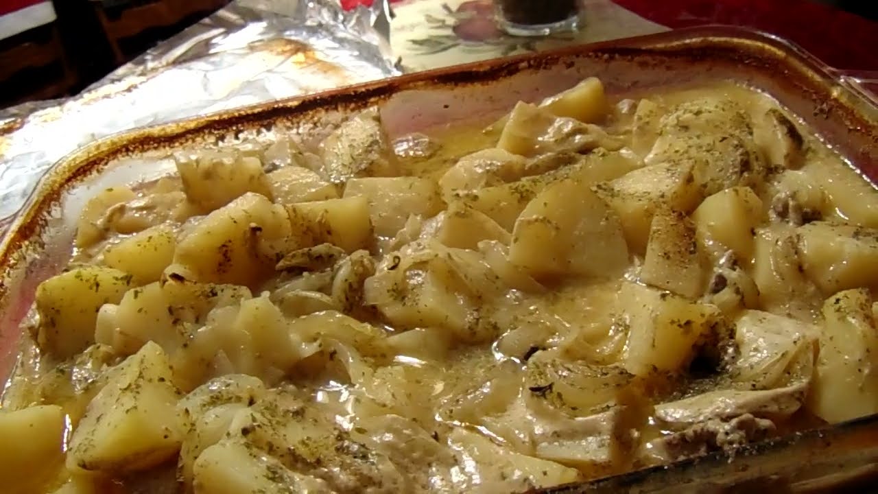 How To Make Cream Of Mushroom Pork Chops With Potatoes In The Oven