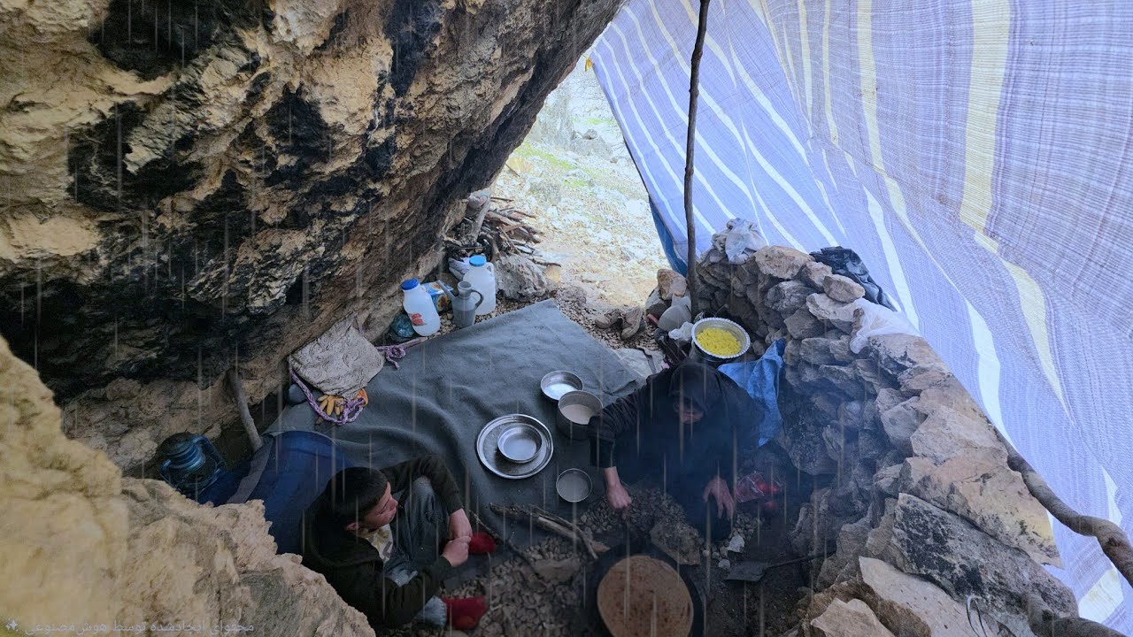 Collecting Firewood in Deadly Rain and Storm | Suffering of a Nomadic Mother in a Mountain Cave