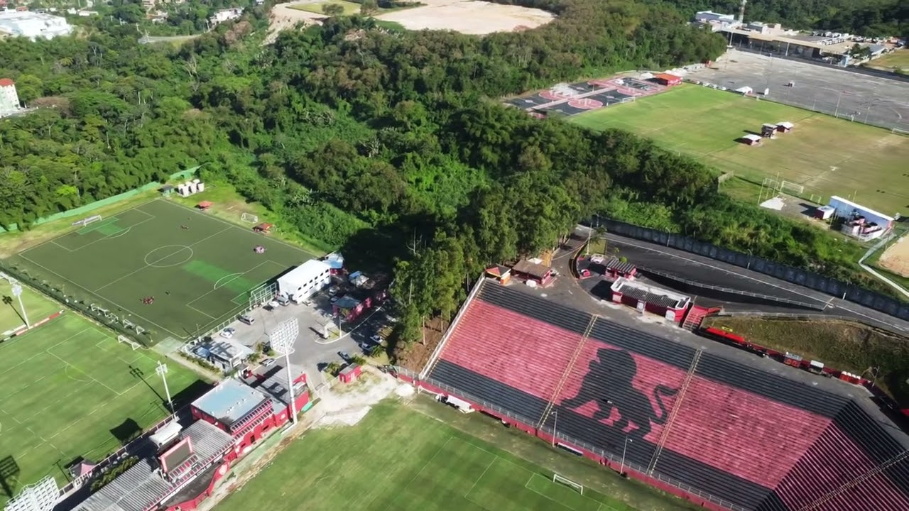 Sobrevoando região do Barradão