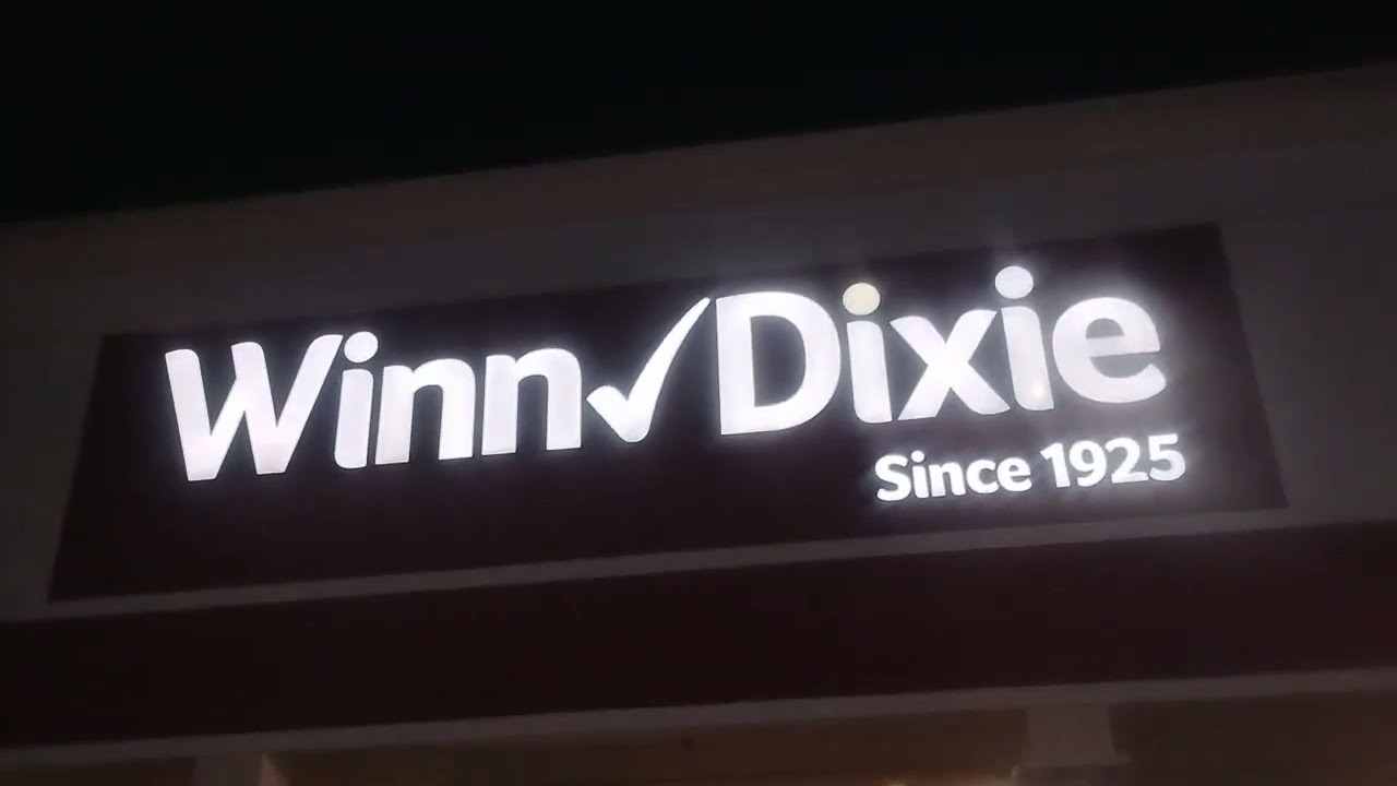 Recently closed and abandoned Winn-Dixie in Columbus Georgia 02/16/2026
