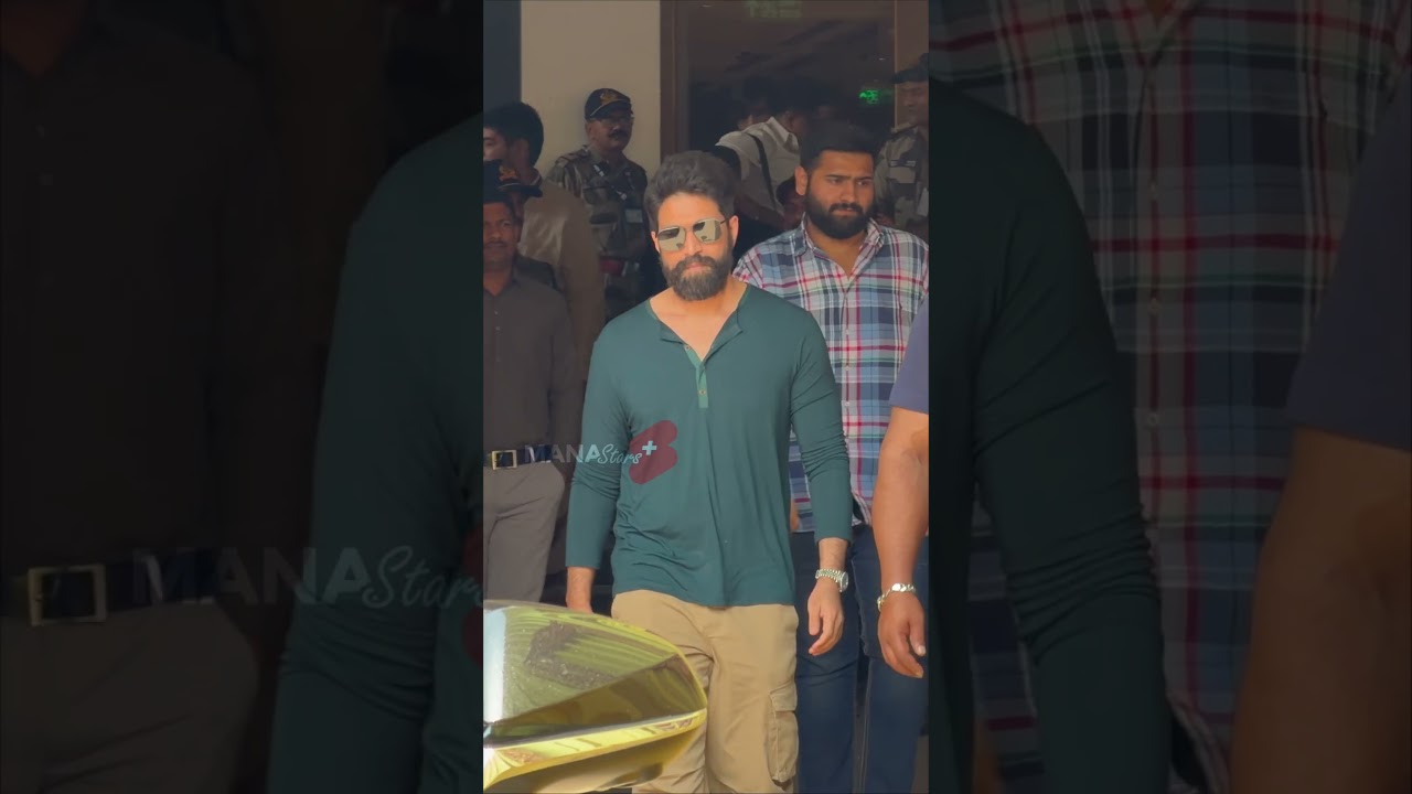 Rocking Star Yash Spotted @ Kalina Private Airport | #shorts