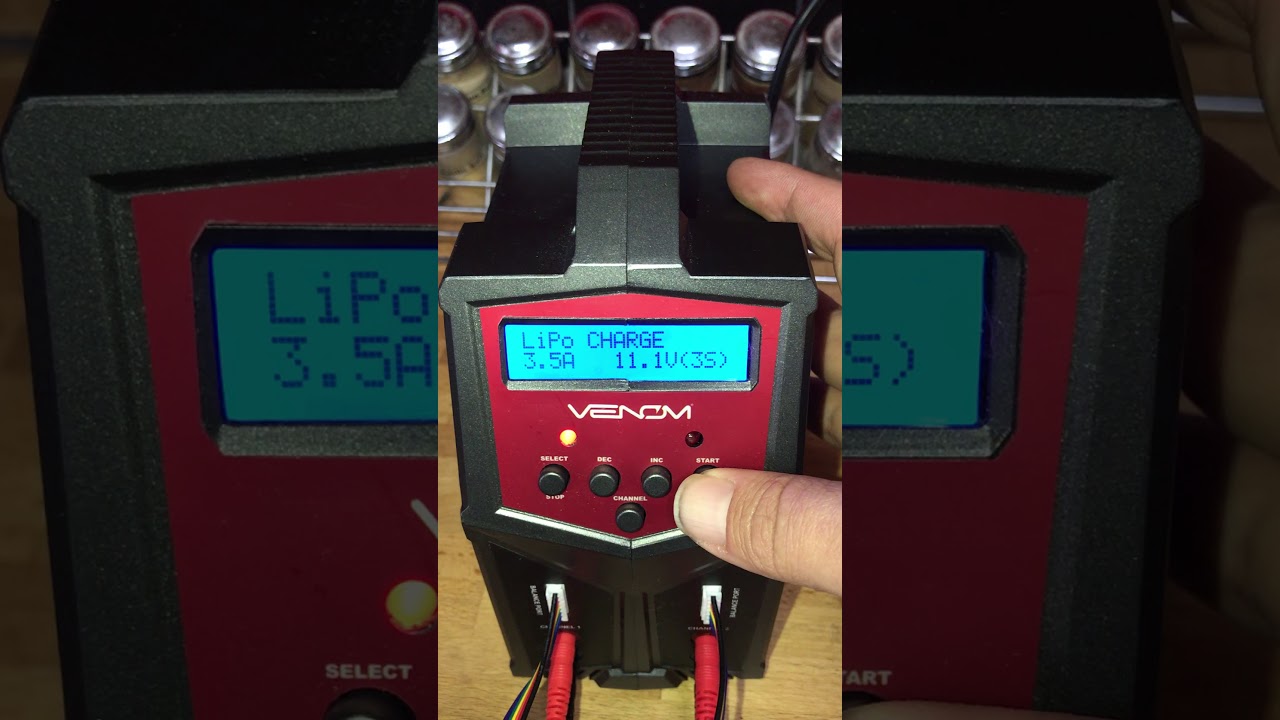Venom pro duo charger