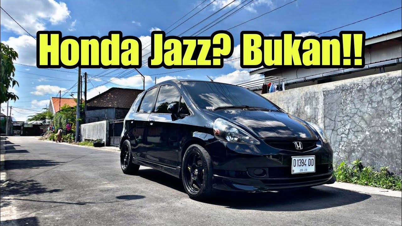 Не Honda Jazz, а Honda Fit Vtec 2003 года выпуска