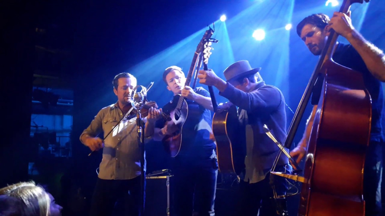 Gregory Alan Isakov - Bullet Holes (live)