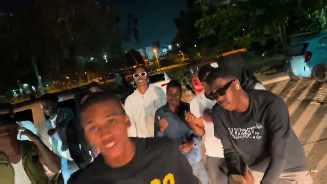 3 LIL BROW- ELA DIZ