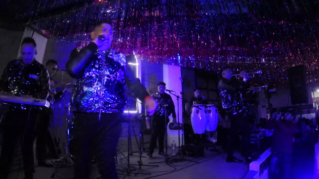 Mike Rodriguez Jr y NK8 La Sonora - Actuacion Completa  En La Matraca