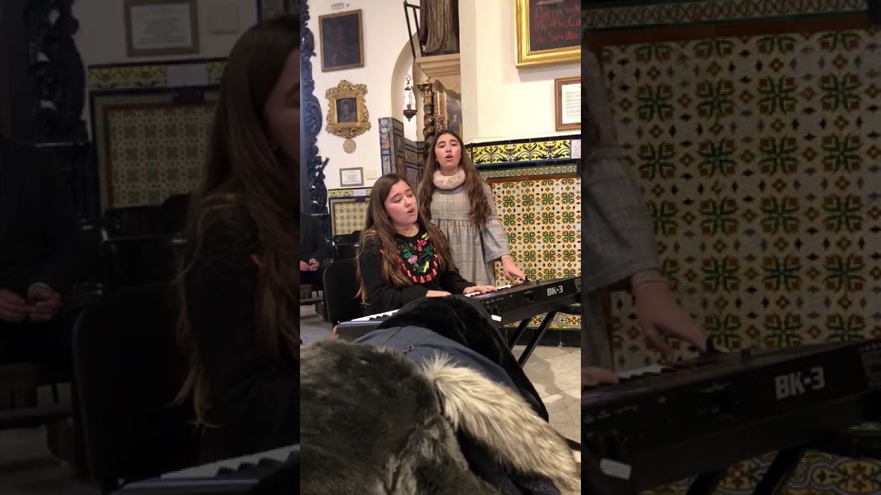 Todo es mío cantado por Rocío y Lola Aviles