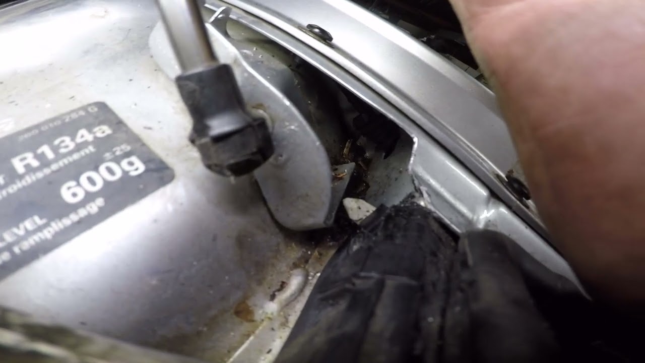VW PHAETON HOOD BONNET RELEASE CABLE REPLACEMENT PT 1