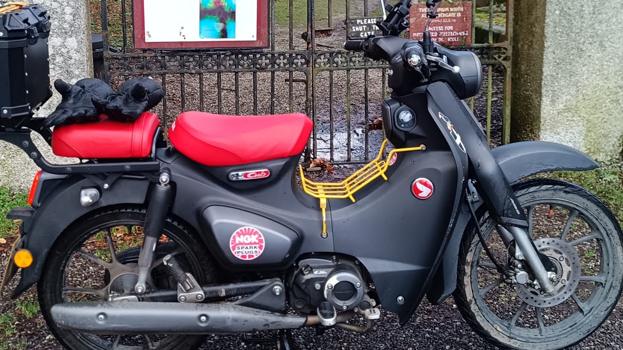 Honda super Cub adventures.  THE WAY TO FLUSHING