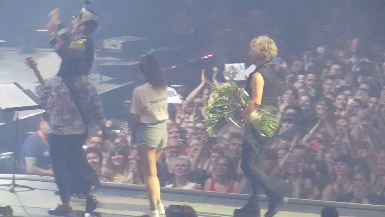 Indochine + Garde Républicaine 
