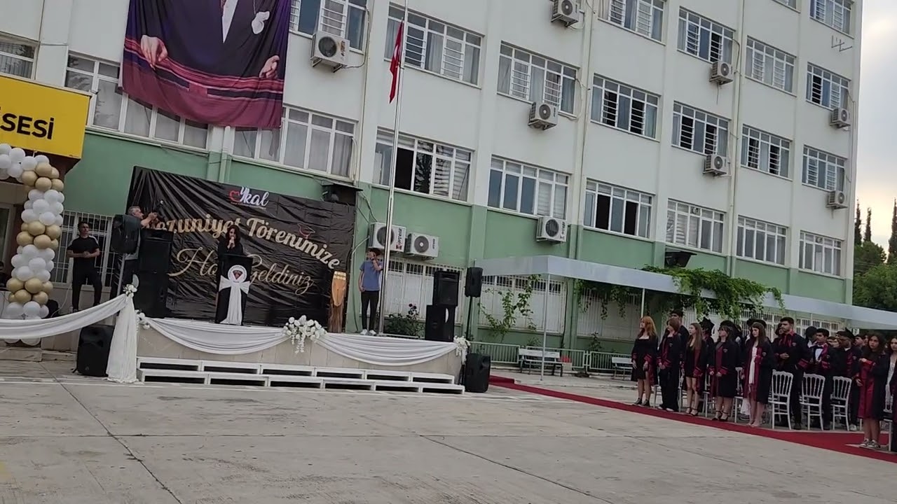 Saygı Duruşu ve İstiklal Marşı