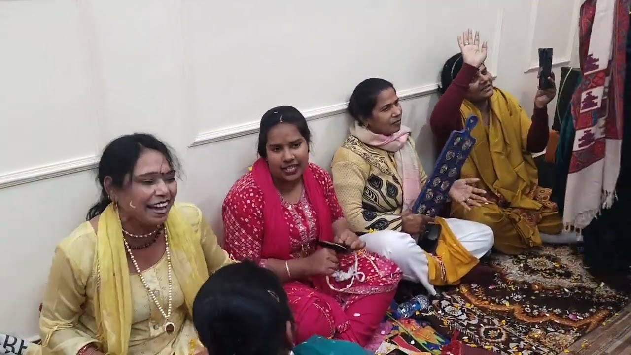 #कीर्तन मैं लगे रौनक#भक्तों ने किया गजब का डांस#प्रिंसिपल मैम ने गया ऐसा भजन#कभी नहींसुना