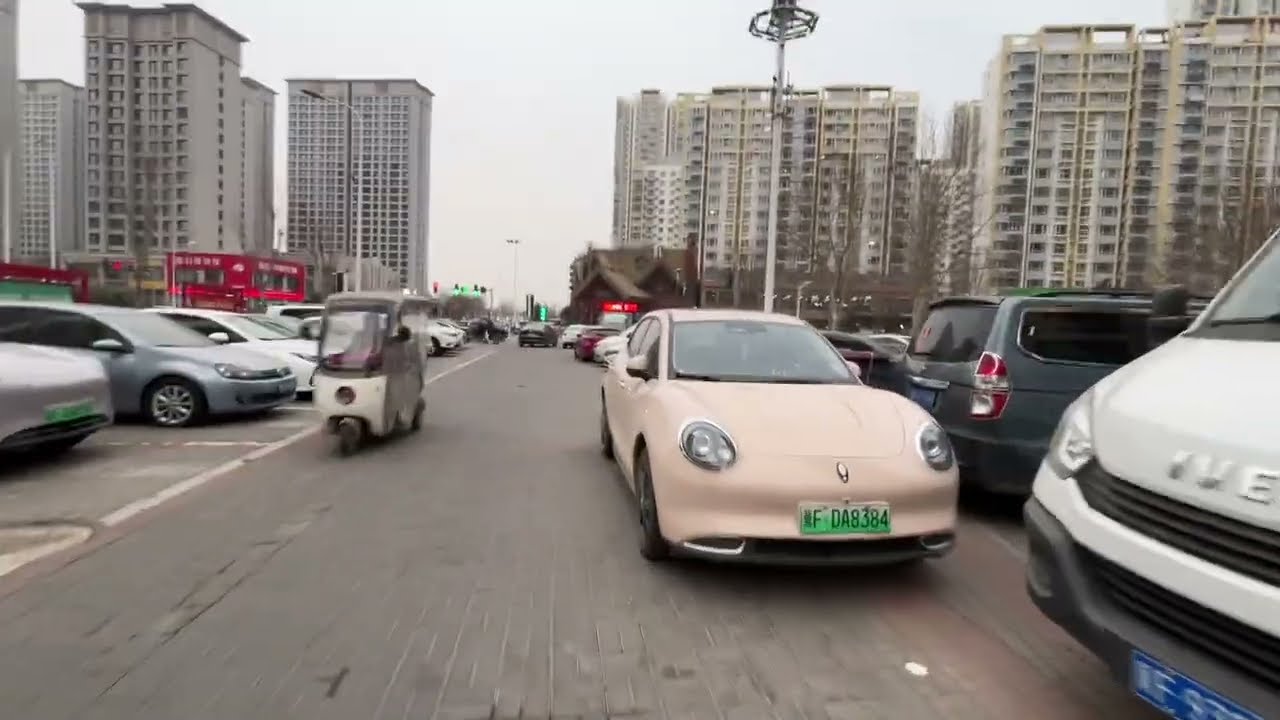 Ruixiang Avenue: 