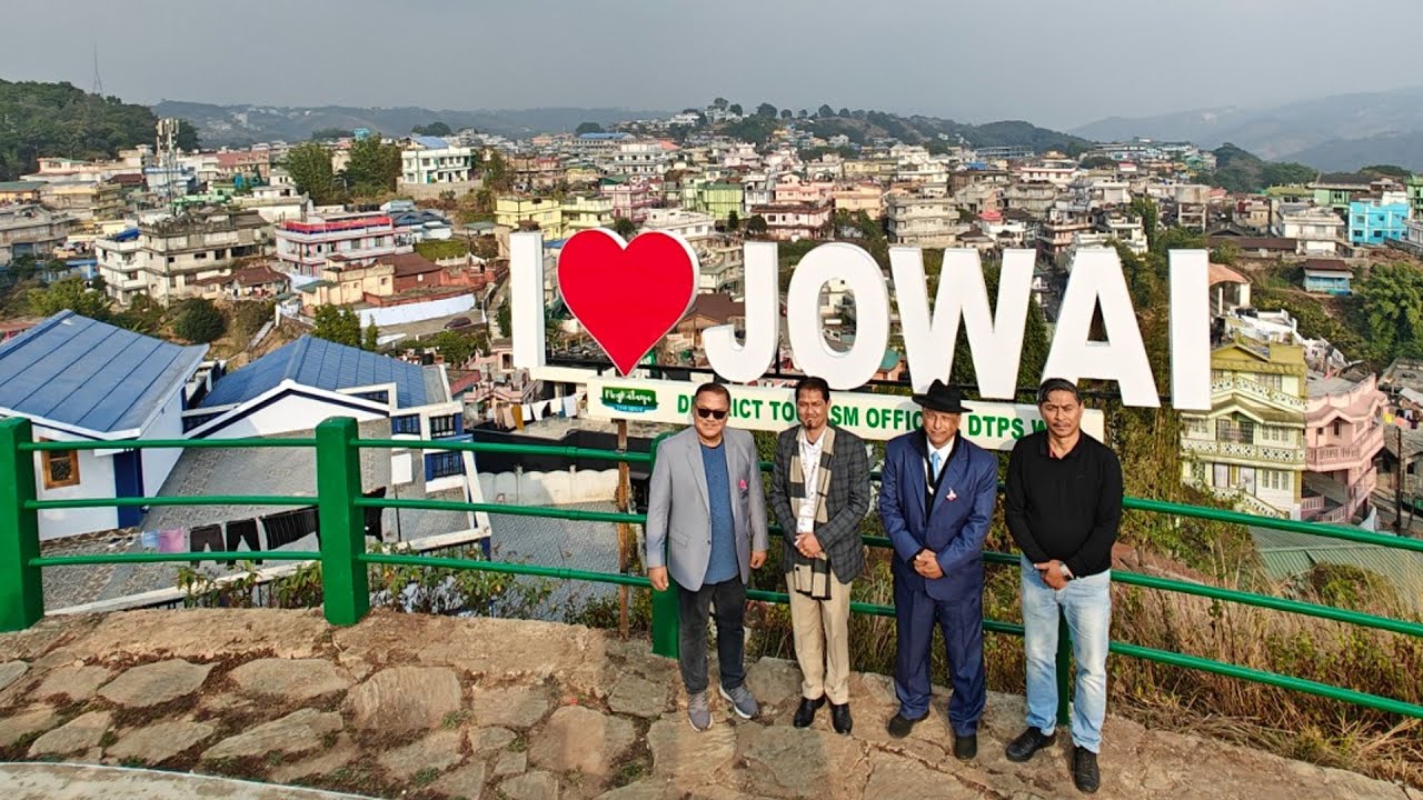 Ioh ka Jowai iaki dak 'I Love Jowai'