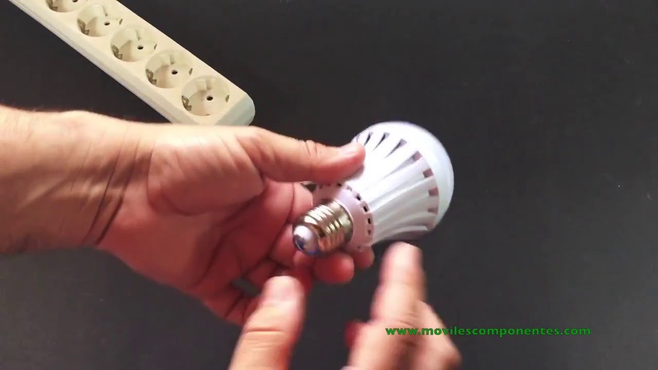 BOMBILLA PORTÁTIL LED 7W RECARGABLE