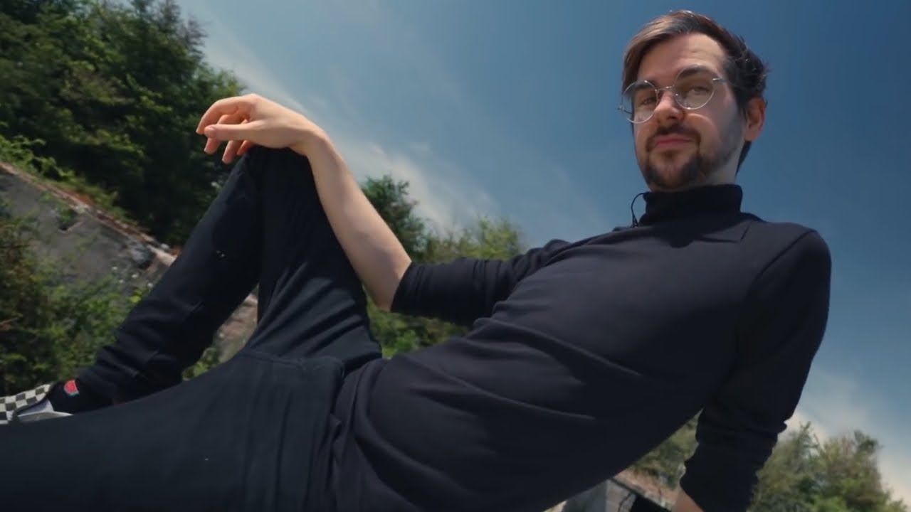Lewis being the most unhinged member of the Yogscast