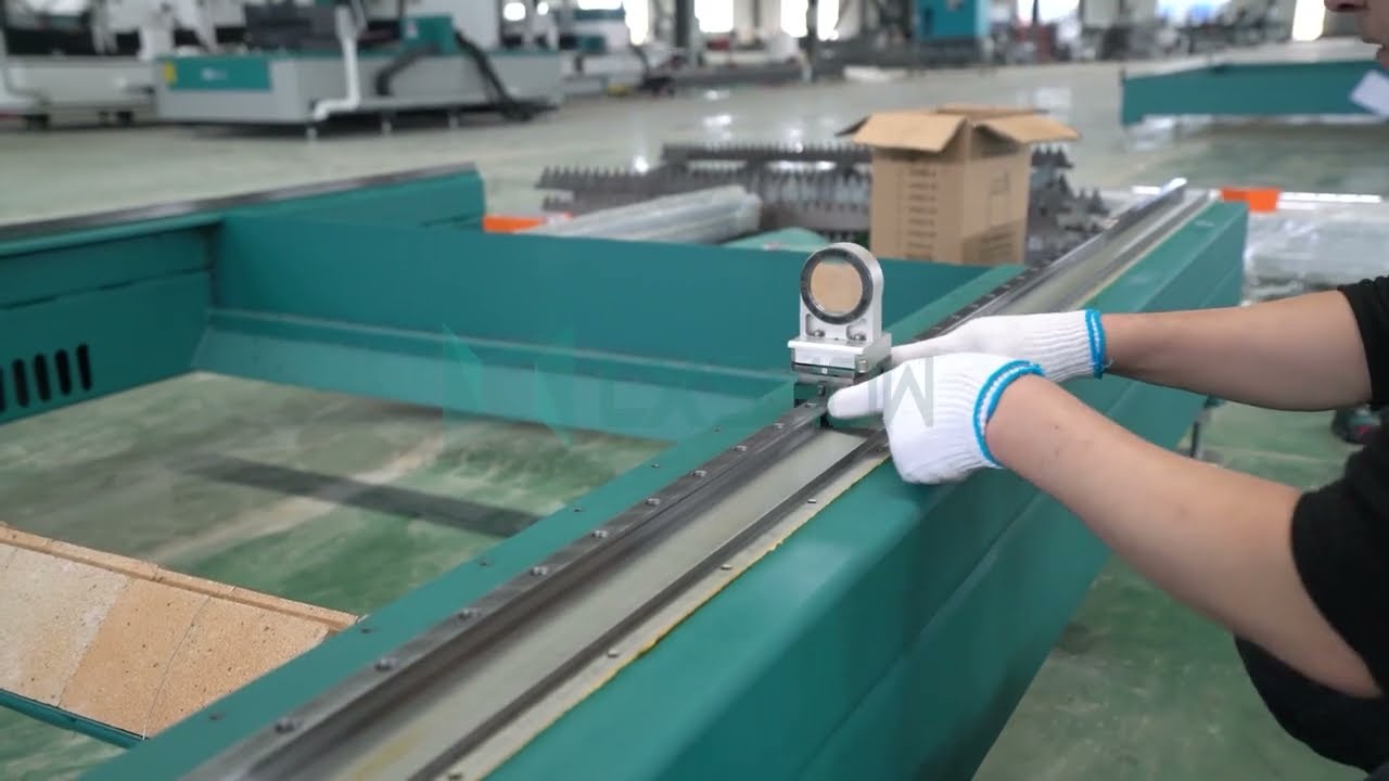 [LXSHOW LASER] The new LX3015DH installation video