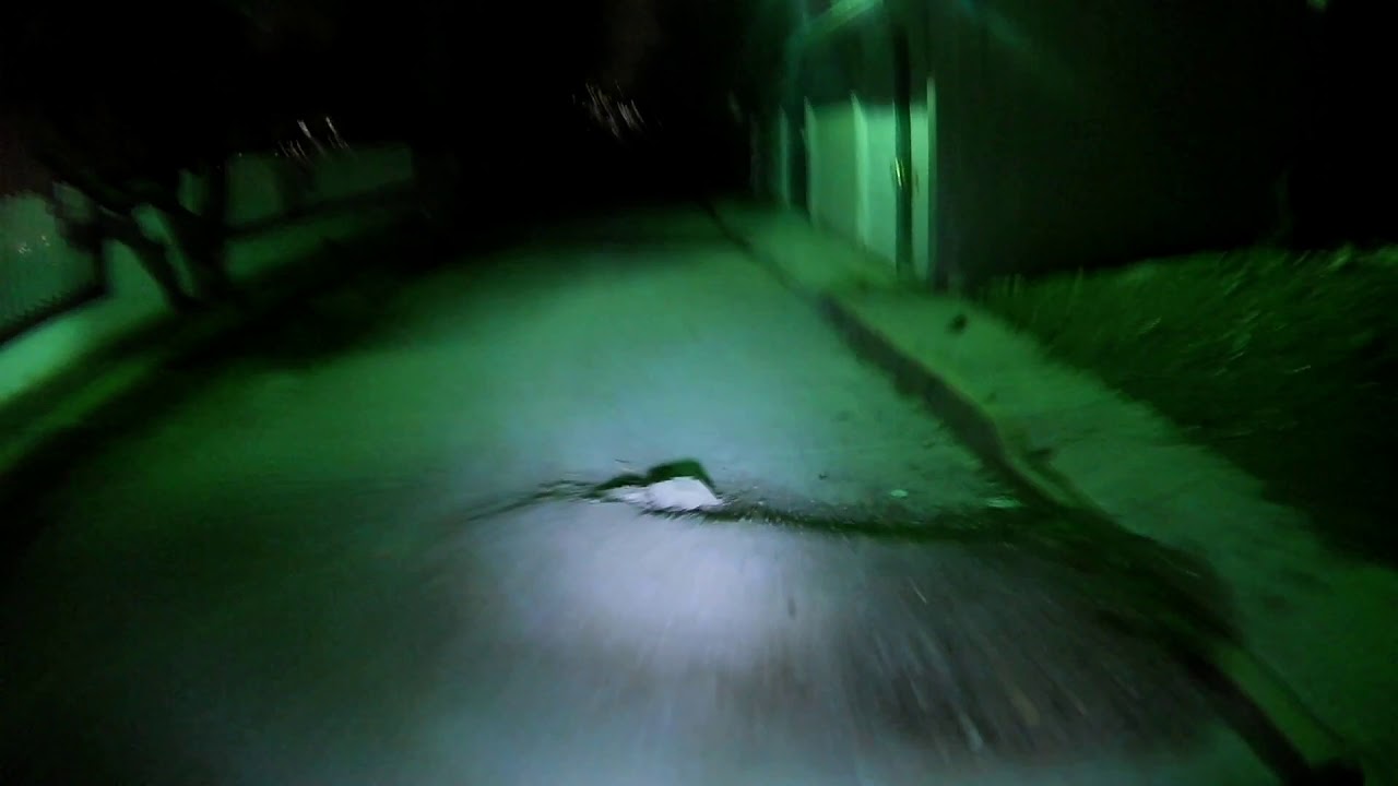 HORRIBLE GRITO DE LA LLORONA EN ECATEPEC PARQUE VICENTENARIO