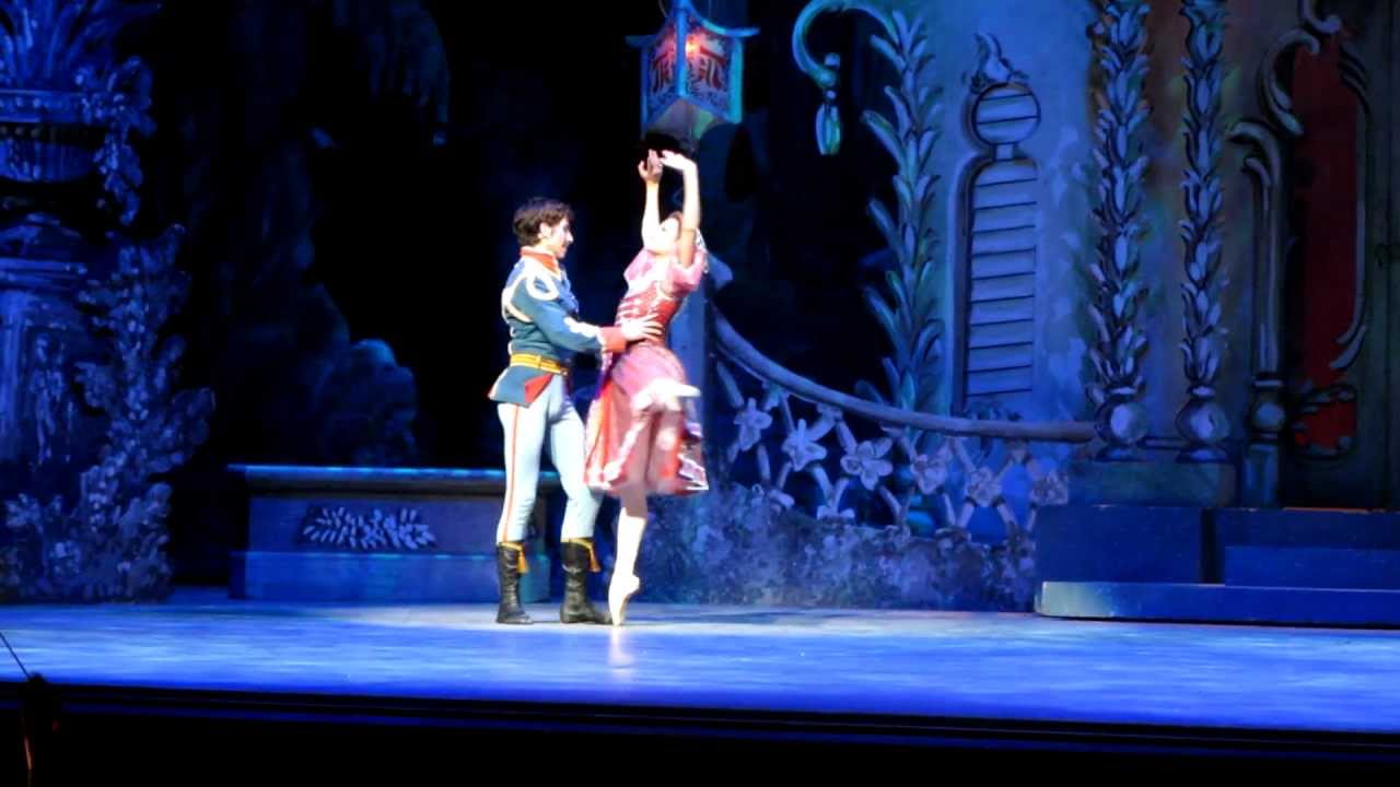 Ciro Tamayo & Giovanna Martinatto: 'The Merry Widow' Camille and Valencienne Main Pas de Deux