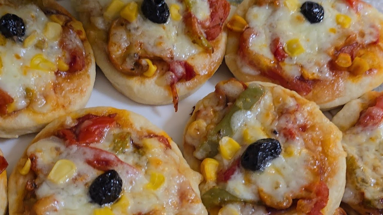 بيتزا🍕 عشاق البيتزا وصفة تستحق التجربة👍🏻
