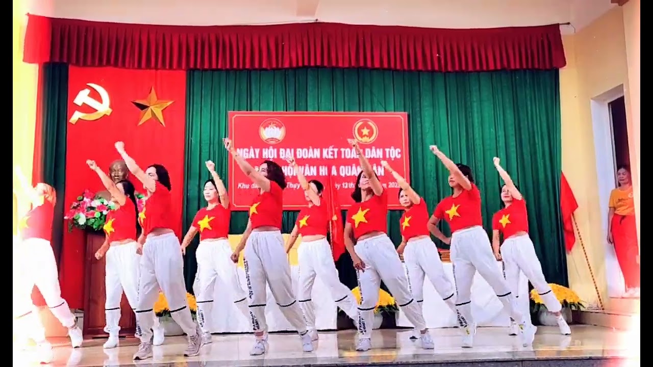 CLB Bạn Yêu Khoẻ Đẹp. Dance Nối Vòng Tay Lớn Remix
