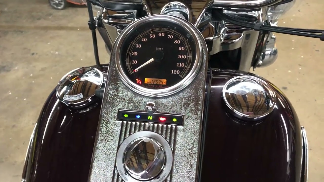2006 Harley-Davidson Road King Classic FLHRCI (25,343) 3492 Fallen Cycles