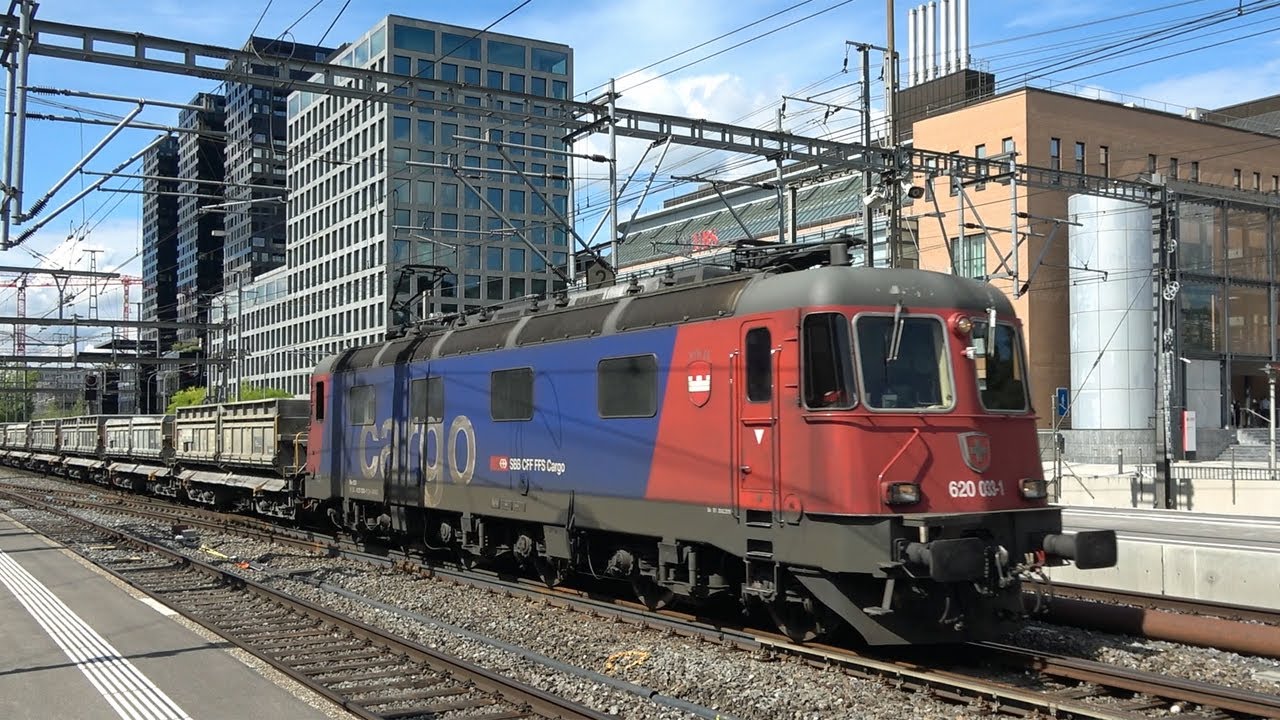 Trains, Z&uuml;rich Altstetten, Switzerland