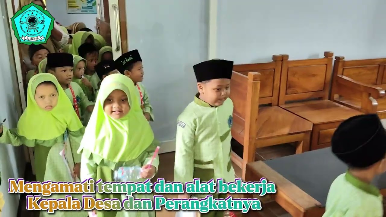 Mengenal Cita-cita Kepala Desa dan Perangkatnya (Berkunjung ke Balai Desa)