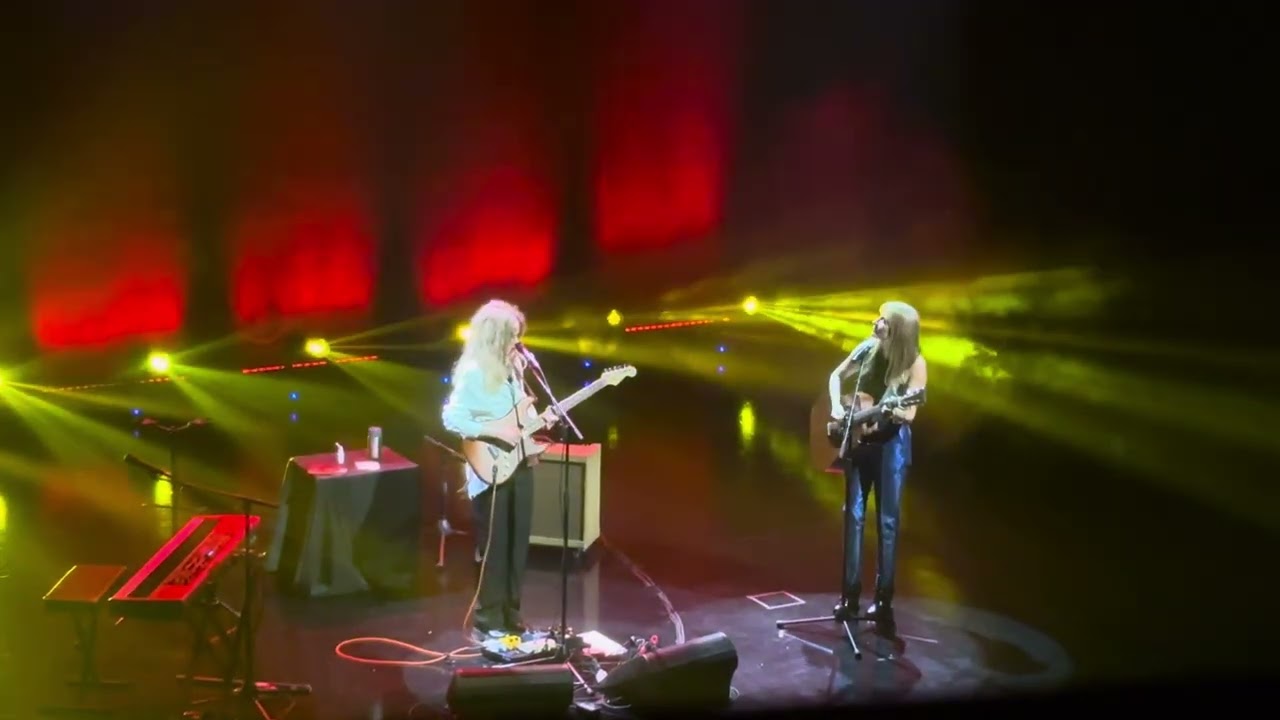 Mil pedazos - Christina Rosenvinge junto a Nicole. 06.04.2025 Santiago de Chile