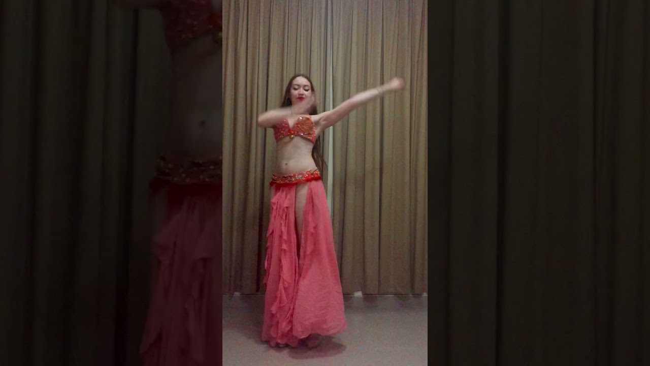 Belly dancer Azza - Ya Habibi Waheshny
